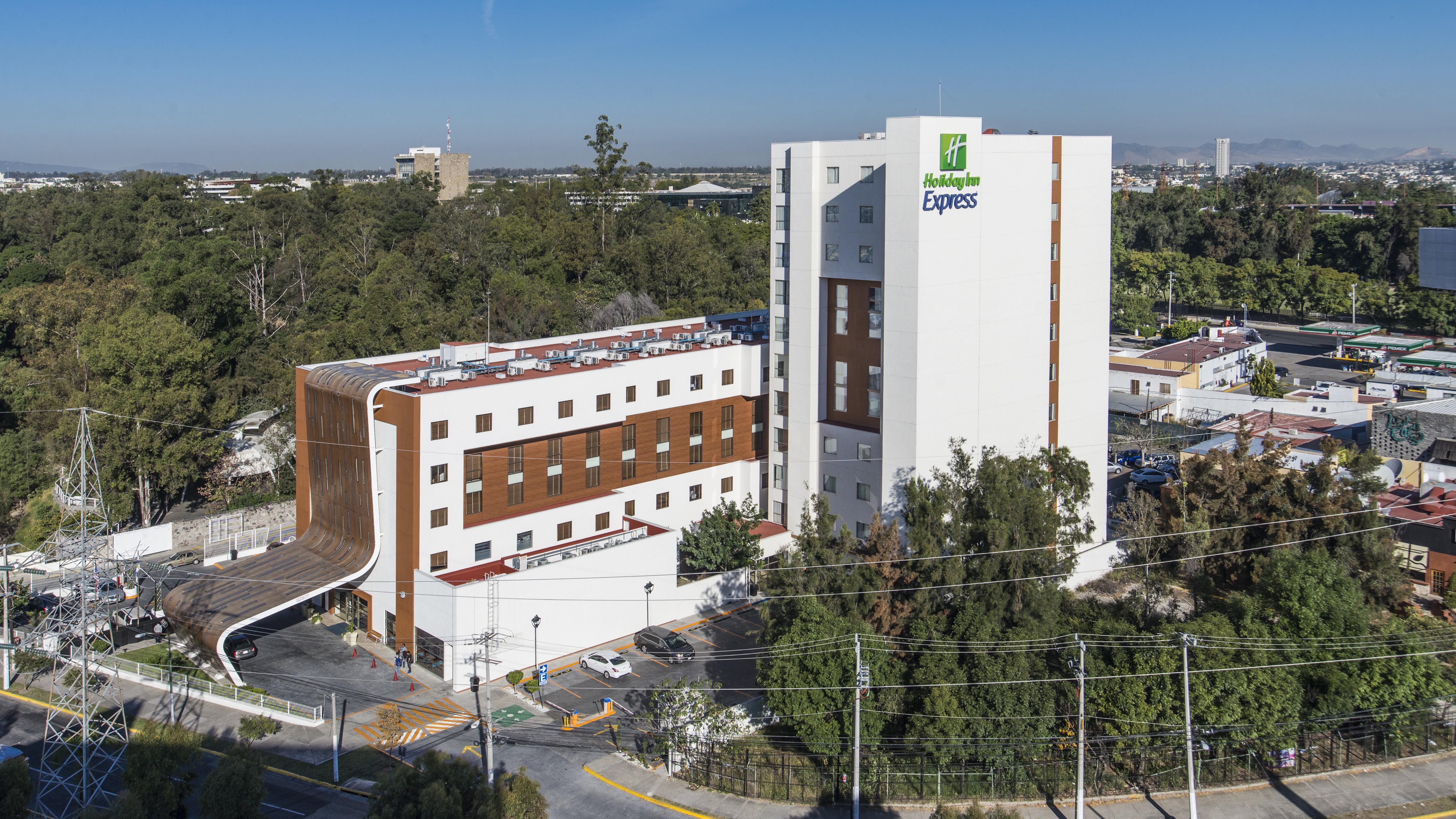 HS HOTSSON Smart Guadalajara Autónoma Hotel Zapopan Exterior foto