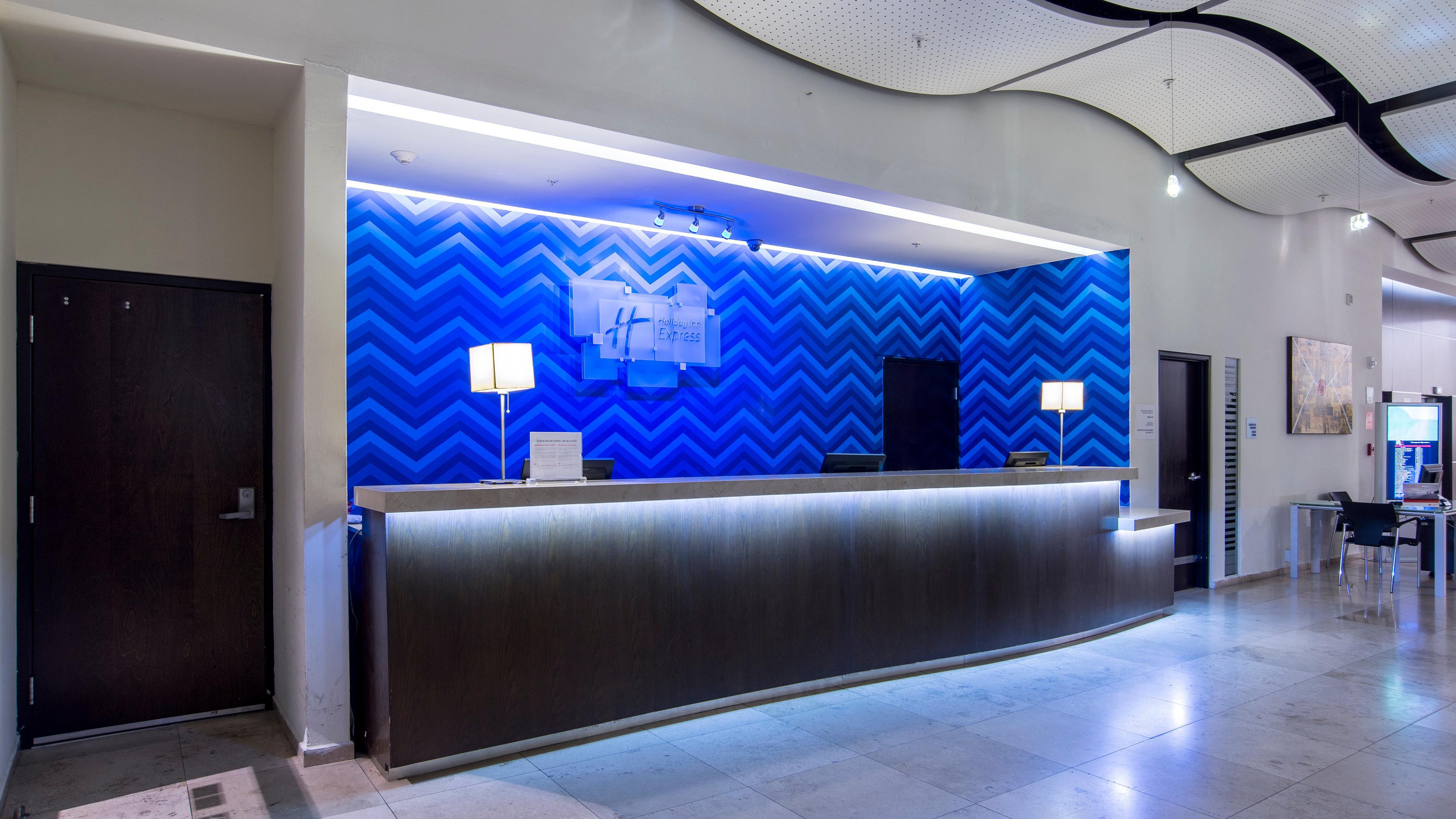 HS HOTSSON Smart Guadalajara Autónoma Hotel Zapopan Exterior foto