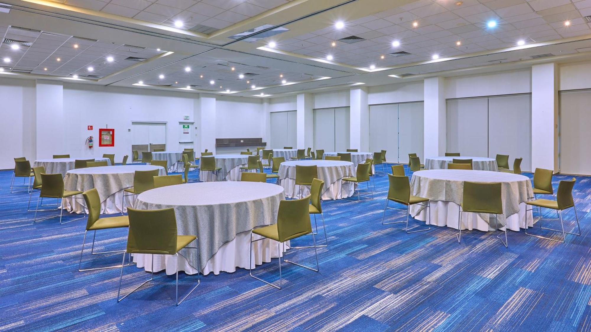 HS HOTSSON Smart Guadalajara Autónoma Hotel Zapopan Exterior foto